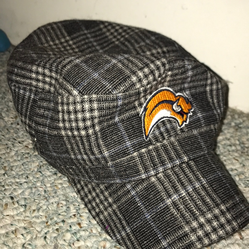 Buffalo Sabres Conductor Hat